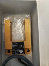 Omron E3S-GS3B4 Fork Sensor