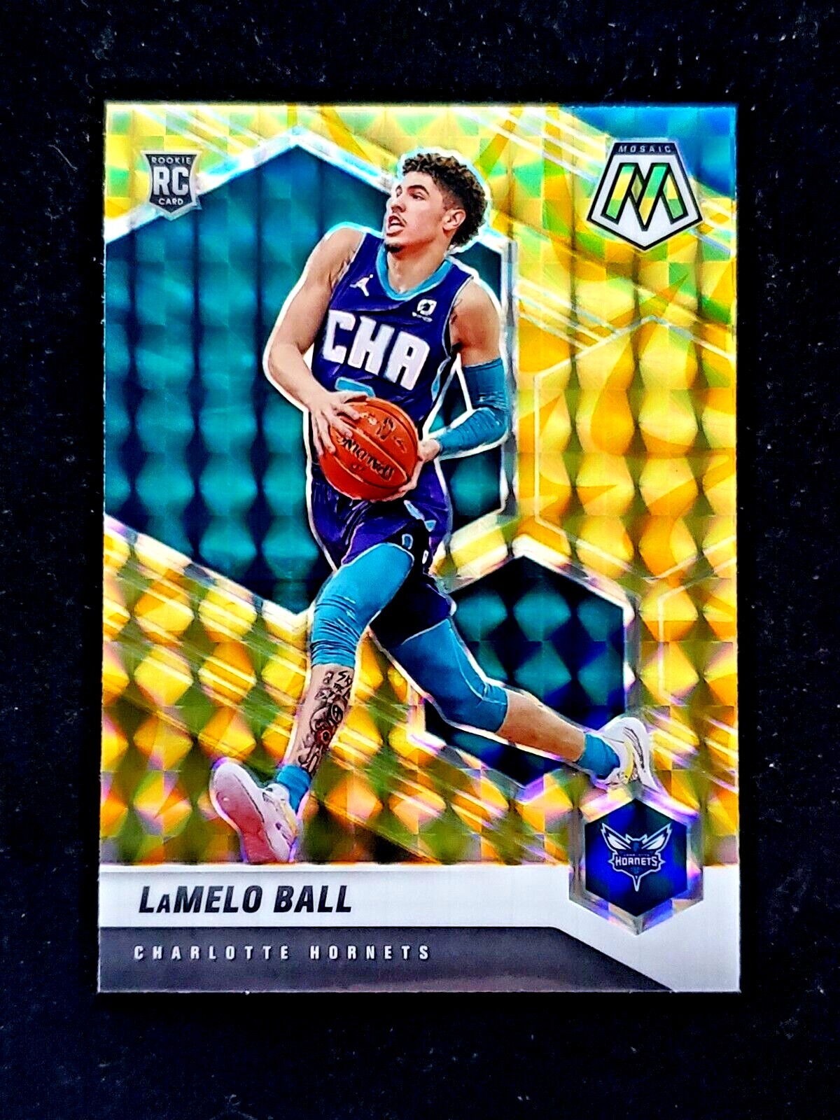 LAMELO BALL 2020-21 Mosaic Yellow Reactive Prizm Rookie Refractor Holo RC #262