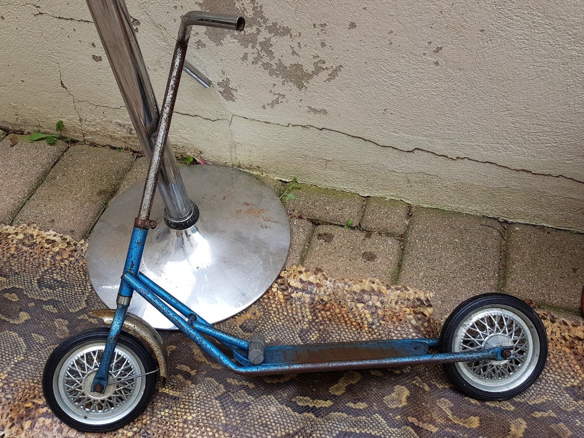 Kemp CH Trottinette vintage année 1960 super état d'origine (D'occasion) à Bassecourt pour CHF