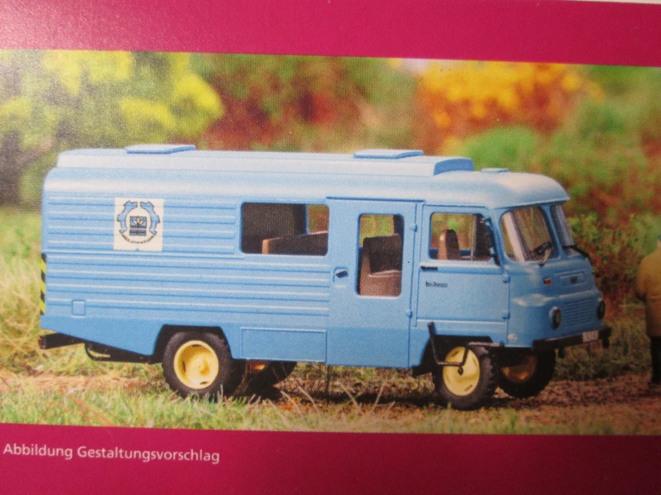 Auhagen 66 050 Robur LO 3000 Halbbus -BS- TT