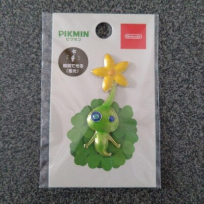 PIKMIN Pin Badge Glow Pikmin Flower Nintendo Tokyo Osaka Store