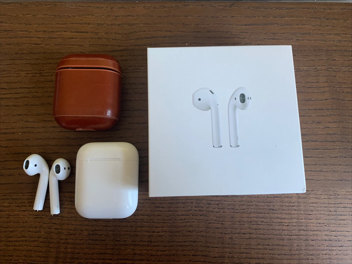 Apple AirPods 1st Generation In Ear Headsets with Charging Case White