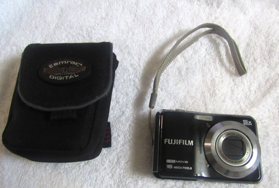 Fujifilm FinePix AX650 16MP Digital Camera With 5x Zoom BLACK