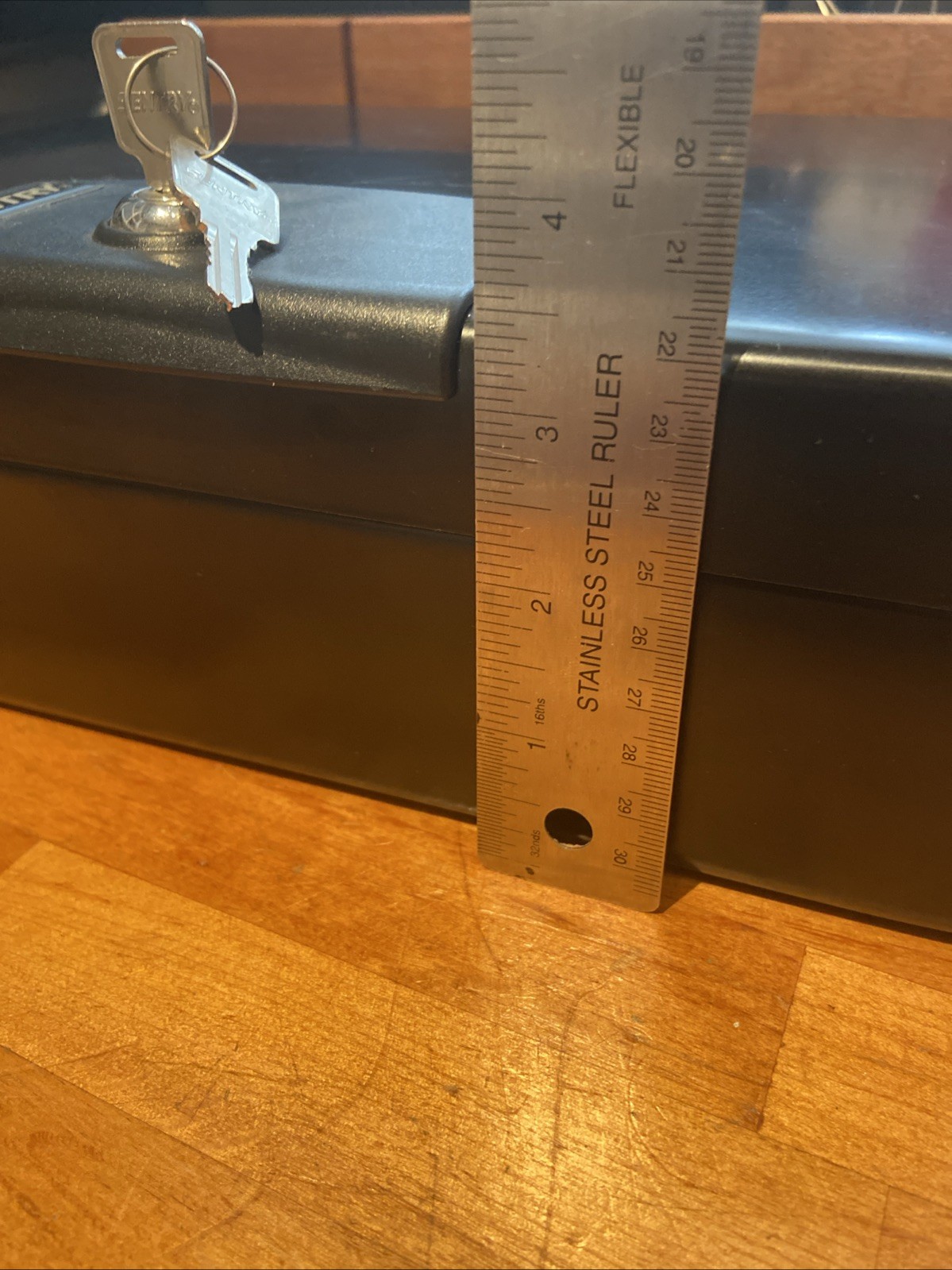 SENTRY SAFE Key Box Wall Mount Steel Black 30 Keys