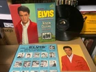 Elvis - Kissin’ Couins (G+) w/ 9x7" photo insert (VG) mono / rockaway press