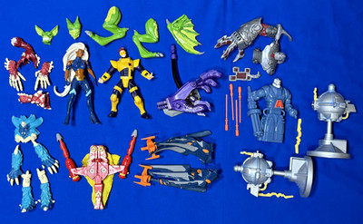 Toybiz X-Men Figure Lot Robot Fighters Storm Cyclops Monster Armor