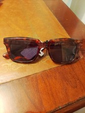 Time  Tru.-Woman's Tortoise shell Sunglasses- 100 UV Protection-New With Tags
