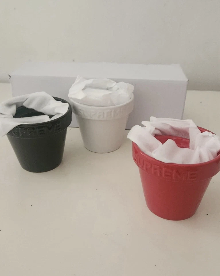 Mini jardineras Supreme Ceramic (juego de 3) rojas blancas y negras *NUEVAS EN MANO* Foto 2 de 4
