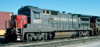 Original Railroad Slide: Southern Pacific B40-8 #8027