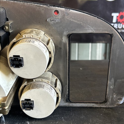 2001 PETERBILT 387 GAUGE CLUSTER 17-05005M002 - Picture 16 of 19