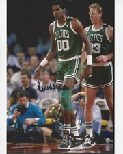 ROBERT PARISH BOSTON CELTICS SIGNED AUTHENTIC 8x10 PHOTO D w/COA CHIEF NBA HOF 