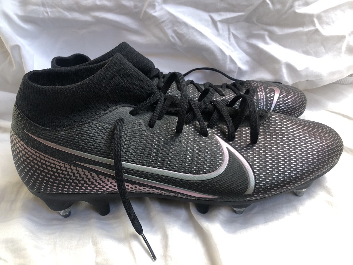nike boots 7.5