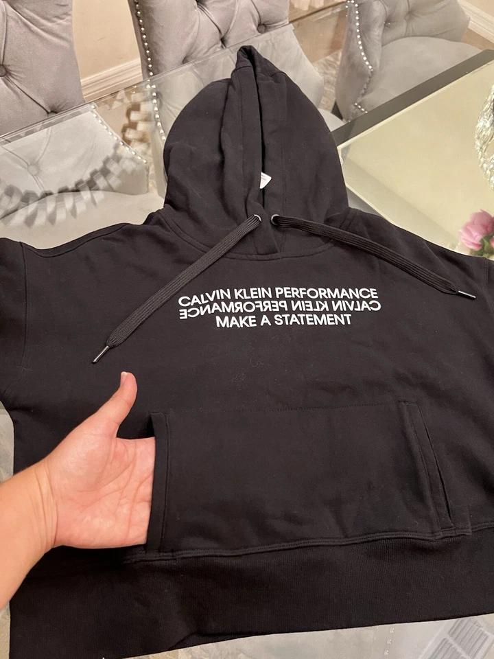 Sudadera corta para mujer Calvin Klein Performance, negra jaspeada, pequeña Foto 3 de 4