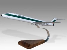 McDonnell Douglas MD-82 ( DC-9-82 ) Alitalia Desk Wood Model Large Scale 1/100