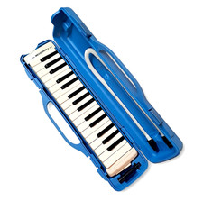 Suzuki Melodion M-32C Alto Melodica Melody Piano with Hard Blue Carry Case Japan
