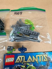 LEGO Atlantis 8059 Seabed Scavenger 2 Minifigures 119 Pieces No Box Pre-Owned