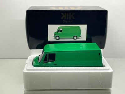 KK SCALE KKDC180303 MERCEDES BENZ 208D DELIVERY VAN GREEN 1:18 rare- GOOD IN BOX