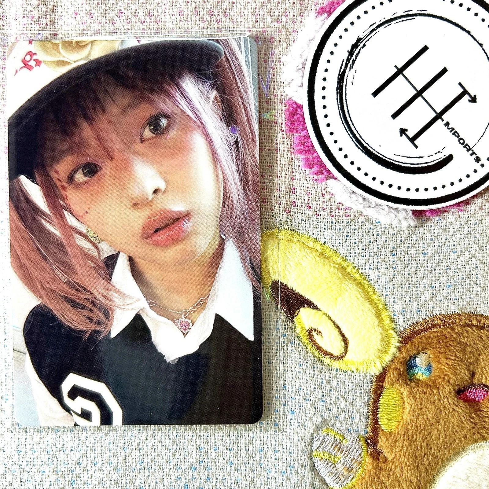 Hanni - NewJeans “OMG” Album PC photocard photocard