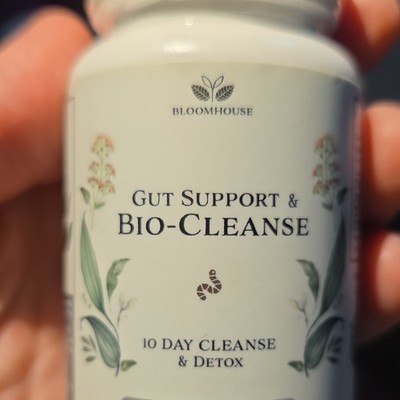 Bloomhouse Gut Support Bio-Cleanse Detox Vegan Capsules 40 Count