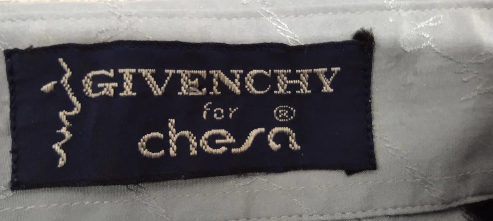 GIVENCHY Men's Shirt 1970s Chesa Signature Logo Button Down Periwinkle Chest 50" - Image 3 of 4