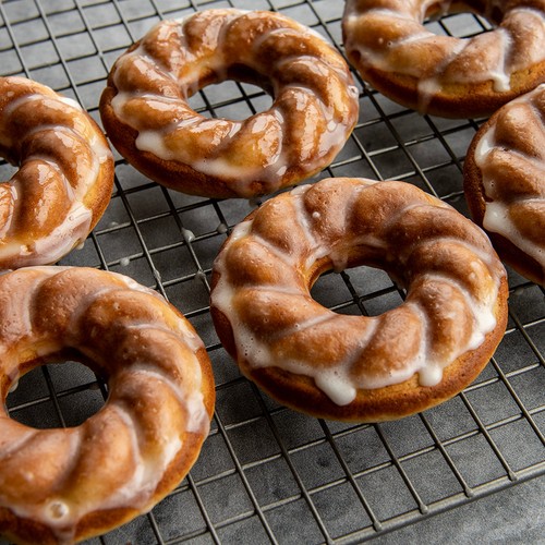 Nordic Ware French Twist Donut Pfanne - Bild 4 von 8