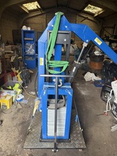 Glass Floor Crane Hydraulic Lifting Tool , Used Only Once , A1 Condition