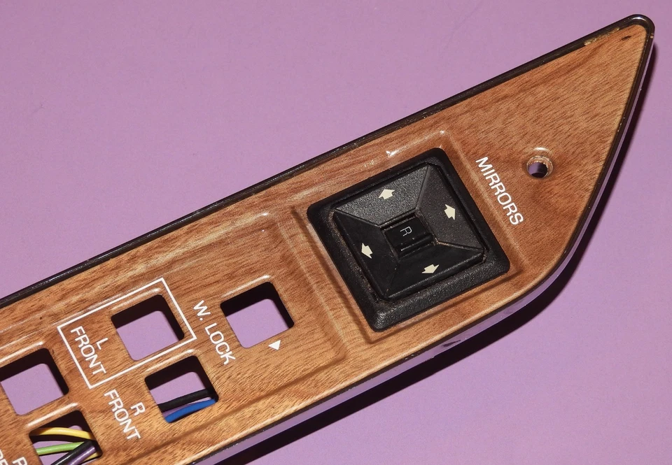 Lincoln Town Car 1990-94 OEM interruptor de puerta de buzo delantero bisel interruptor de espejo - LH Foto 4 de 4