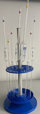 Labor-Pipetten Konvolut mit Pipettenständer   Hirschmann, TS Qualicolor