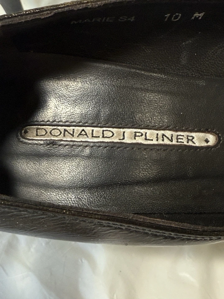 DONALD J. PLINER Marie S4 Pumps  size 10M Black Metallic Patent Leather - Image 3 of 4
