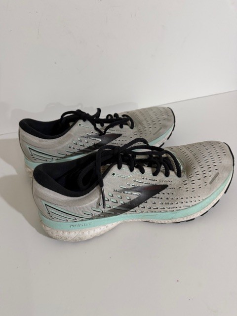 ghost sneakers - image 4