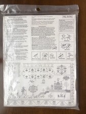 Vintage Paragon Embroidery Kit 0556  A-B-C Alphabet Sampler  NIP
