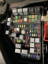 2013-2014 Buick Enclavegmc Acadia Fuse Box Engine Oem
