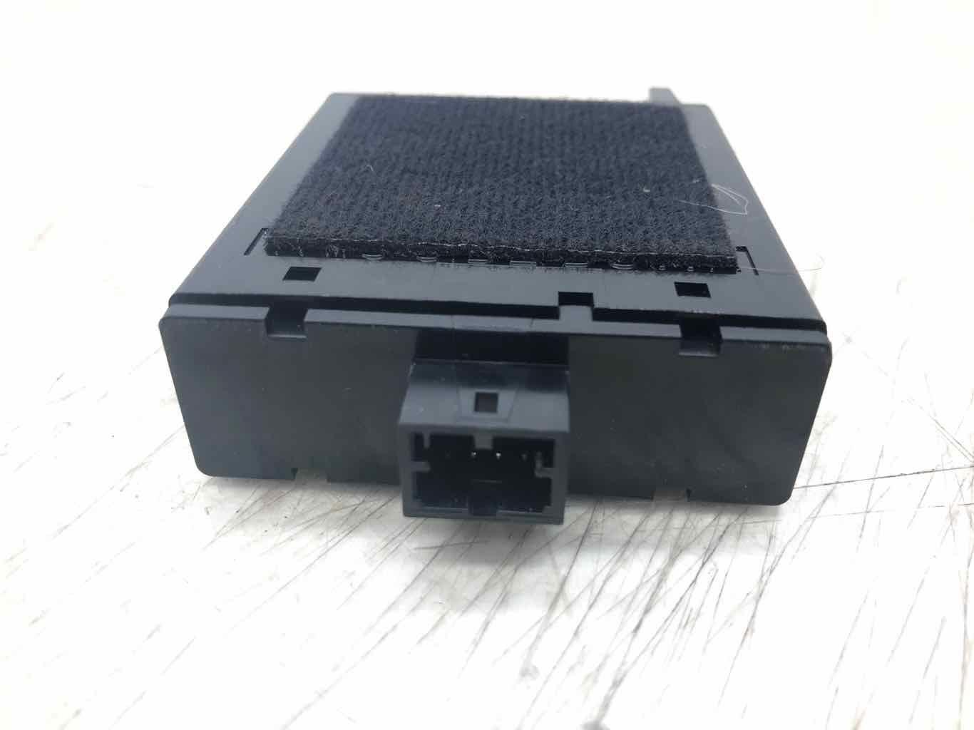 2011 BENTLEY CONTINENTAL SLAVE MOVEMENT DETECTOR CONTROL MODULE 3W7951172A OEM