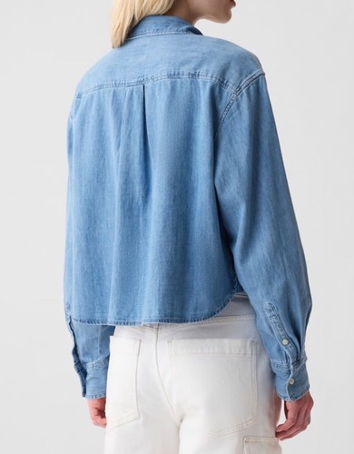 Gap Cropped Denim Shirt M Long Sleeve Light Wash - Picture 2 of 9