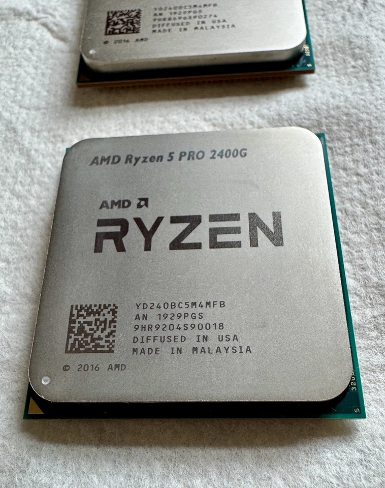 (LOTE DE 2) CPU Procesador AMD Ryzen 5 Pro 2400G 3.6GHz Quad Core Socket AM4 Foto 2 de 4