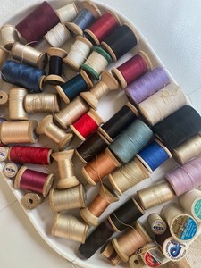 vintage WOODEN SPOOLS OF THREAD*various sizes & colors