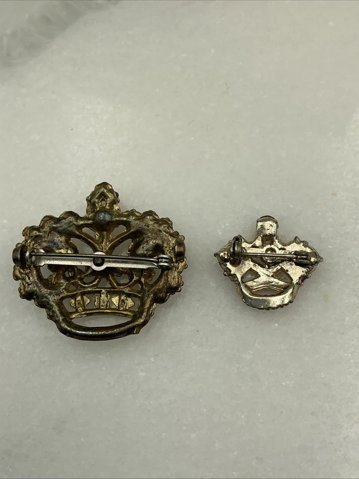 Vintage Rhinestone Brooch Lot Crown Royal Red Blue Gold Heraldic - Image 2 of 4