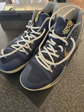 Nike ID Kyrie 3 BY You Gray Blue 941842-991 M...