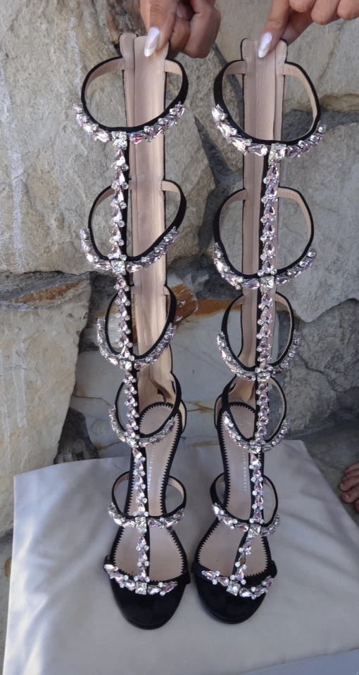 Sandalias Giuseppe Zanotti Muiltistrap negras satinadas adornadas con cristal EU 37 Foto 3 de 4