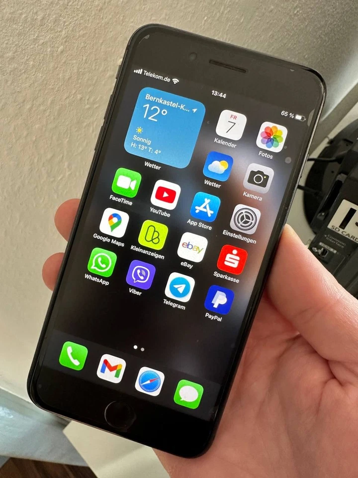 Apple Iphone 8 Plus 64GB voll funktionsfähig - Bild 2 von 4