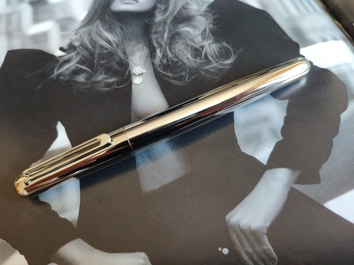 Montblanc Kugelschreiber Marc Newson Rot - Bild 3 von 14