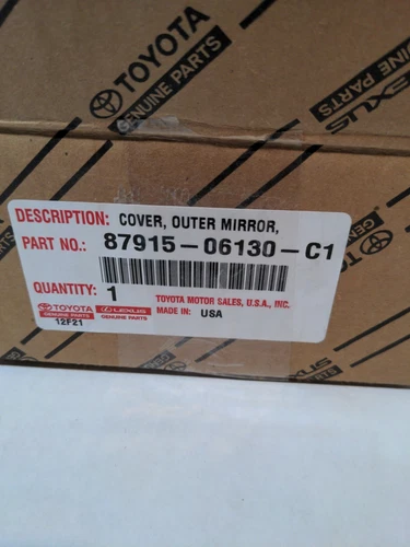 OEM TOYOTA CAMRY MIRROR COVER 87915-06130-C1 FITS SELECT 2018-20 PASSENGER SIDE 