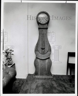 1975 Press Photo Swedish 200-year-old clock - hpa12549