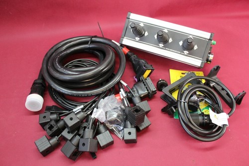 Professional control panel with 3 joystick include all plugs 12V - Picture 5 of 5