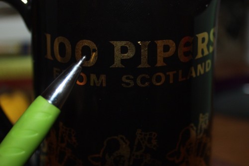 USED 100 PIPERS SEAGRAM BLENDED SCOTCH WHISKEY 24 OZ. CERAMIC PITCHER - Picture 8 of 8