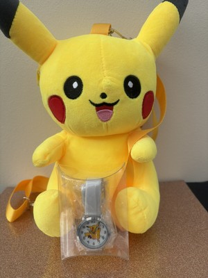 Pokemon Pikachu Plüsch Rucksack - ca. 35 cm inklusive kleiner Pokémon Uhr