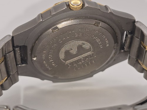 Reloj japonés vintage Pulsar solar titanio 100 m dos tonos para hombre V145-0A78 - Imagen 4 de 12