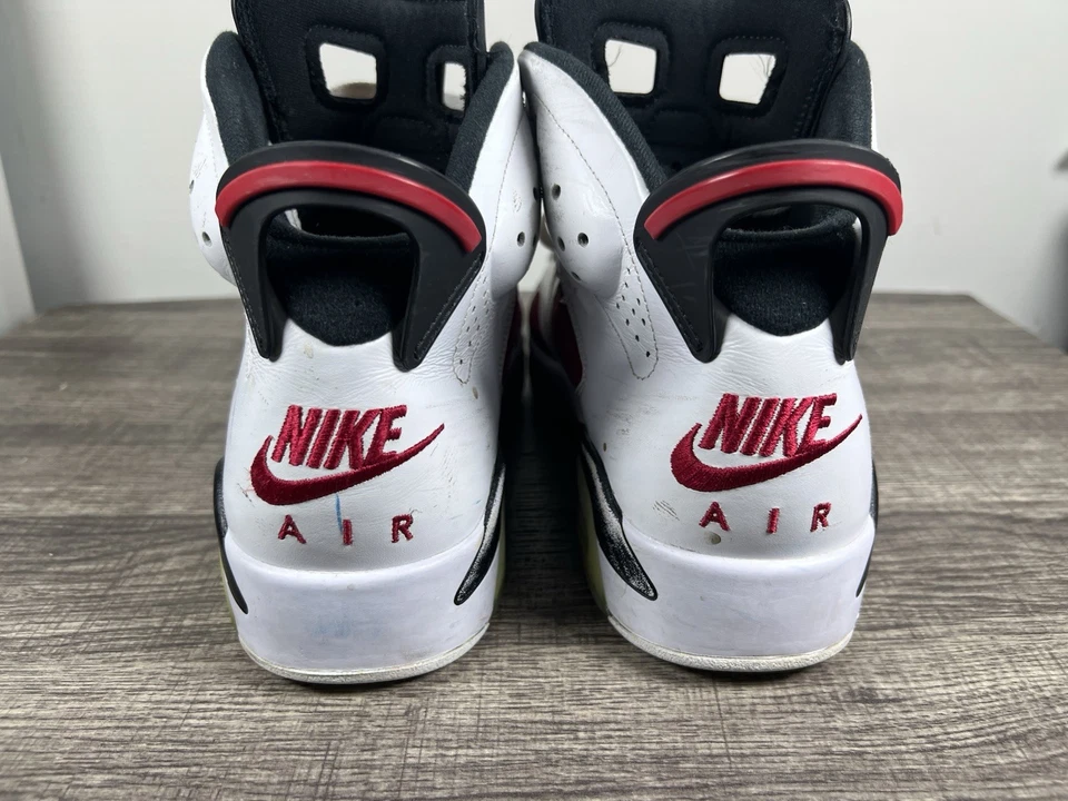 Talla 9 - Zapatos de baloncesto Jordan 6 Retro OG Mid Carmine 2020 Foto 4 de 4
