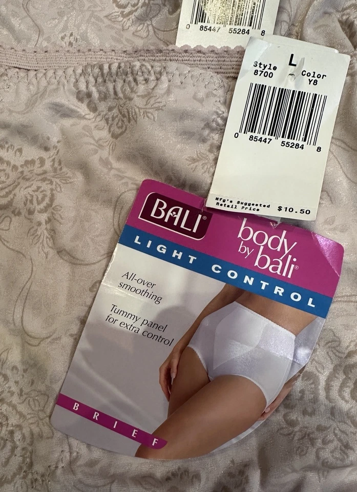 2 Vintage Body by Bali NOS Light Control Panties Brief Size L  8700 Y8 - Image 2 of 4