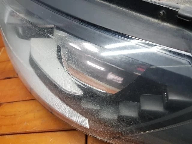 2010 Volkswagen Passat CC Left Xenon Headlight - Image 4 of 4
